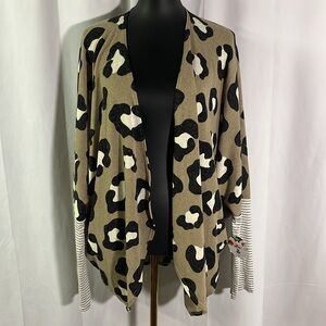 🛍 6 for $35 • NWT HEIMISH USA Striped Animal Print Open Front Kai Cardigan